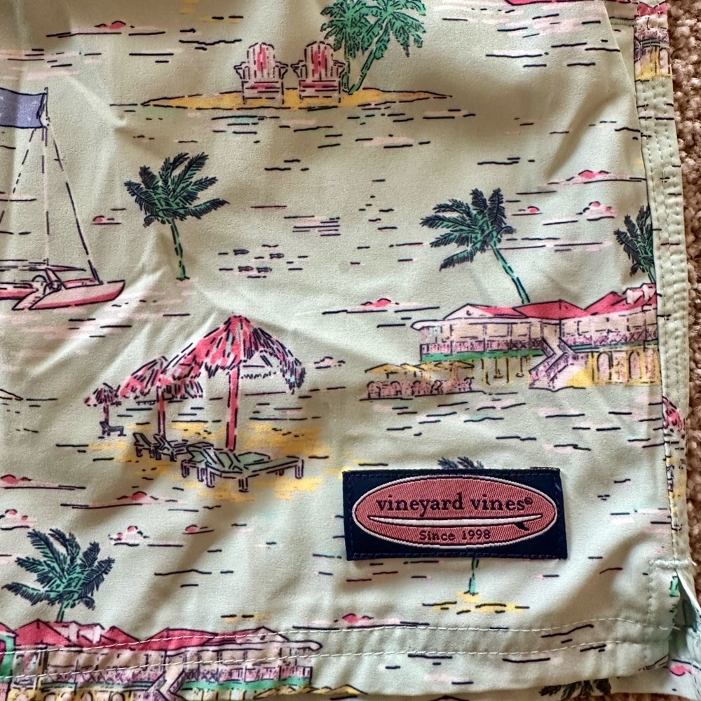 Men’s Vineyard Vines Swim Trunks